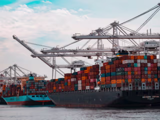 2,200-word blog for Hive: The complete guide to freight shipping