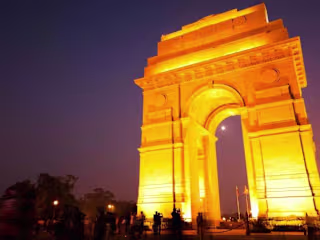 Taxi Service in Delhi