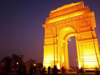 Rewari to Delhi Cab