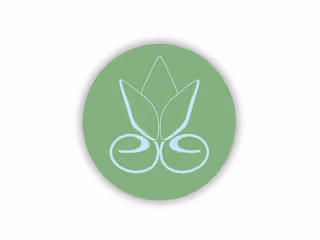 BRAND DESIGN 02 : EARTH and ESSENCE