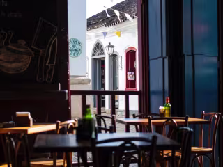 Online Article: Lunch Alone- The Importance of Connection