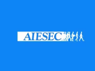 Customer Experience & Logistics Specialist