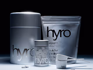 🔗 Hyro - Brand Identity & 3D Product Visualization