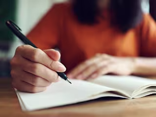 Crafting Clarity: Mastering Content Editing for Science Blogs