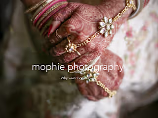 Mophie Photography