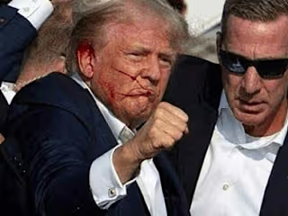 The bullet hit my right ear - Trump