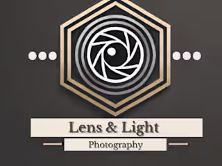 Lens & Light Photography: Premium Minimalist Logo Design