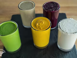 5 Four-Ingredient Smoothie Recipes - Fit Men Cook
