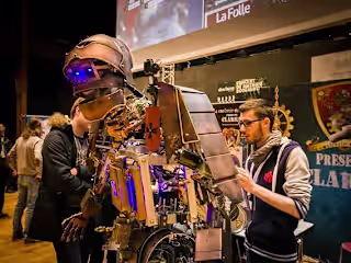 Creation of the humanoid robot Clarius
