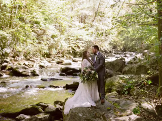 Charming Riverside Wedding in Tennessee - Mountainside Bride