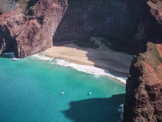 Oahu vs Kauai: An Honest Comparison to Help You Choose! - Wande…