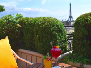 Paris Travel Article