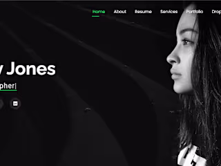 Portfolio website in Laravel, Bootstrap, MySQL