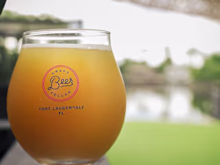 Business Highlight: Craft Beer Bar