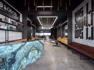 Dos Lobos Barbershop