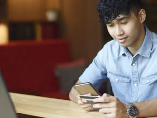 Does a debit card build credit?