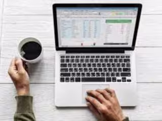 DATA ANALYST