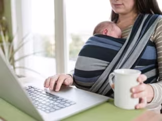 Parenting and Pregnancy Articles for a baby-clothing brand. 