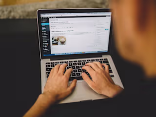 Blog Post: The 6 Rules to Writing Headlines That Get Reads