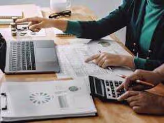 Financial report making 