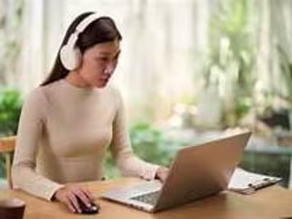 How to Stay Productive in a Remote Work Environment
