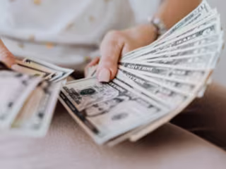 Money Lender
