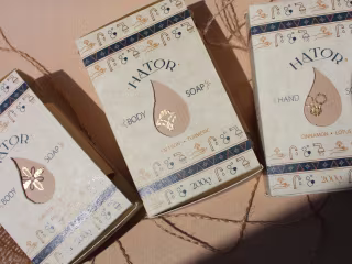 Cosmetics packaging design