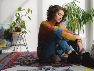 Fear of Missing Out: How to Find Peace in Being Alone 