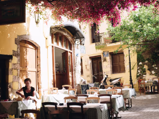 Blog: The Importance of Authentic Local Eateries