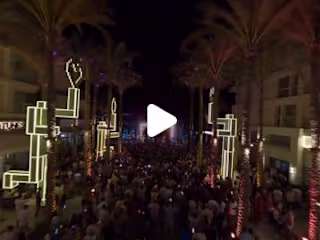 Emaar Misr on Instagram‎: ”احتفالات تمديد موسم مراسي يحييها الف…
