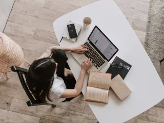 The Rise of the Gig Economy: How to Make Money Freelancing 
