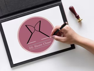 DL Haute Closet Logo