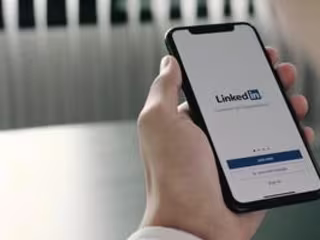 Elevate Your Career: The Power of LinkedIn Personal Branding