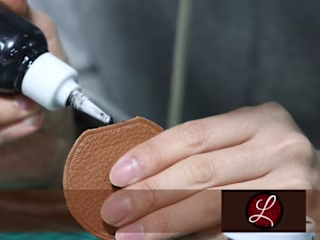 Five Ways To Incorporate Leather Into Your Thanksgiving Décor