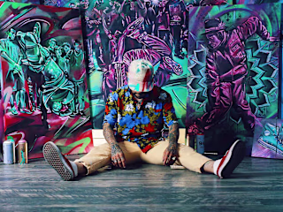 From the Stage to the Streets through the work of Smurf