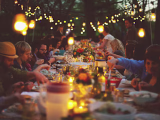 Hosting the Perfect Dinner Party: A Complete Guide