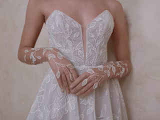 Esme | Shop Our Product Now | Enaura