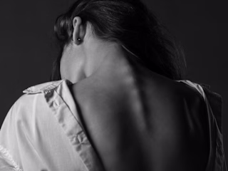 Holistic Approaches to Managing Chronic Pain