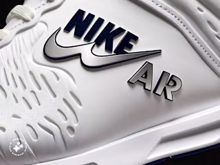 How to Choose the Best Running Shoes for Your Needs
