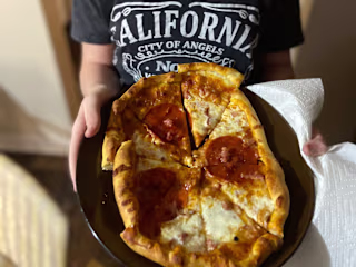 1000 words on the Origin of Pizza