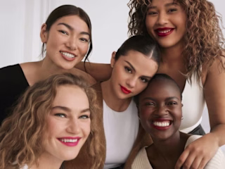 Rare Beauty : Be authentic with your brand image 