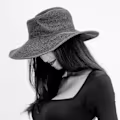 Courtney avatar