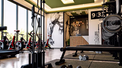Simple Gym interior design for