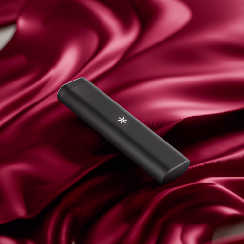 Heyyy 3D Product Renders for Men’s Health Brand