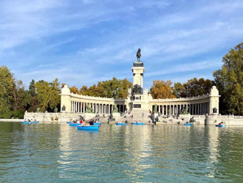 Travel Blog 