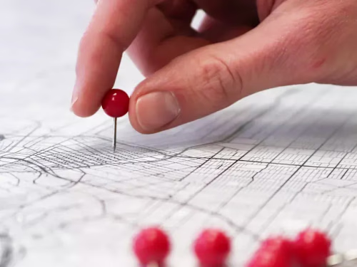Should You Base Salaries on Location? It Depends.