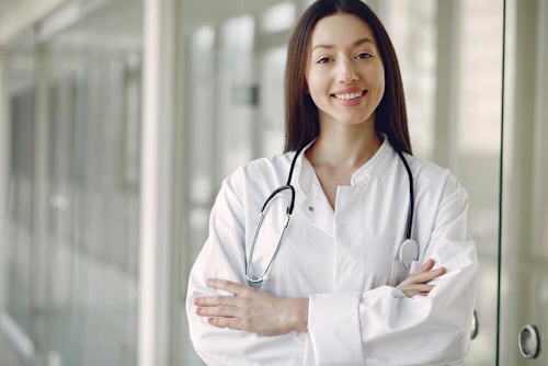 How to Dress to Work as a Pediatrician in a Proper Attire