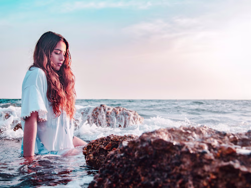 Can Coconut Oil Give You Mermaid Hair?