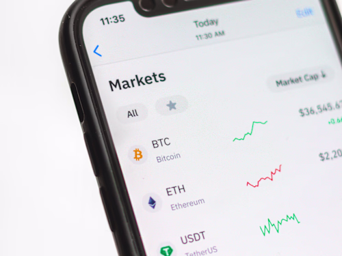 Introduction to Blockchain and its Use Cases