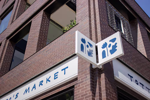 Branding a boutique market — Totto's Market